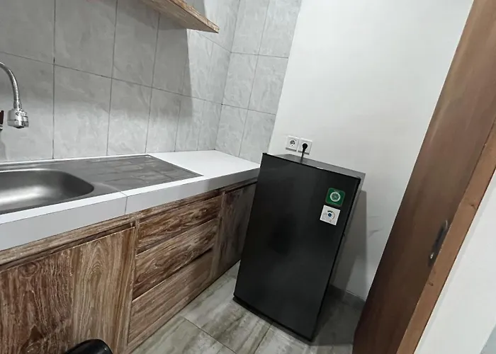 Maisaba Living Sibang Gede 2* Bringkit